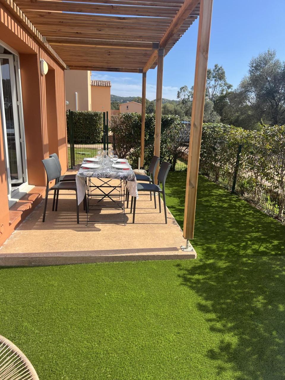 Mini Villa 4-6 Pers. Les Hameaux De Saint Cyprien Lecci Exterior foto